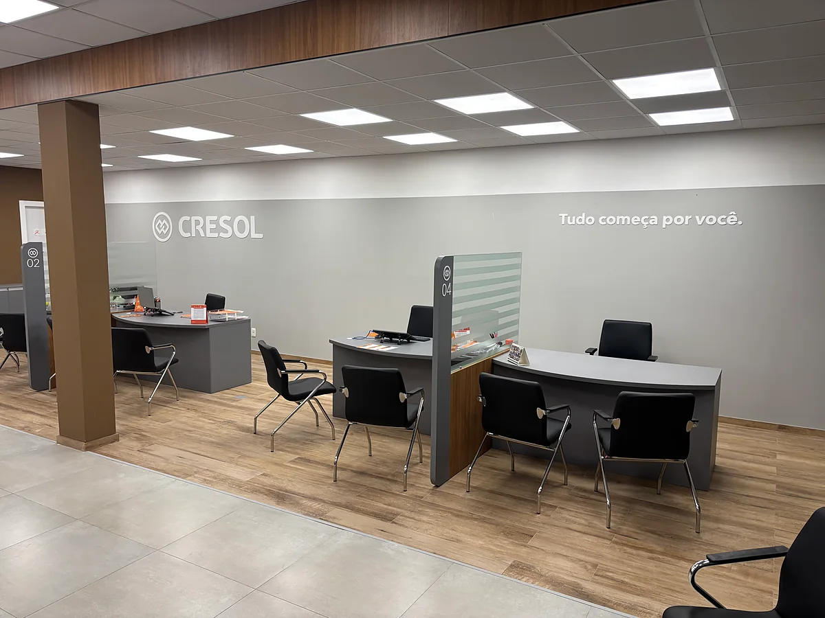 Agência Cresol Campos Borges, estações de atendimento
